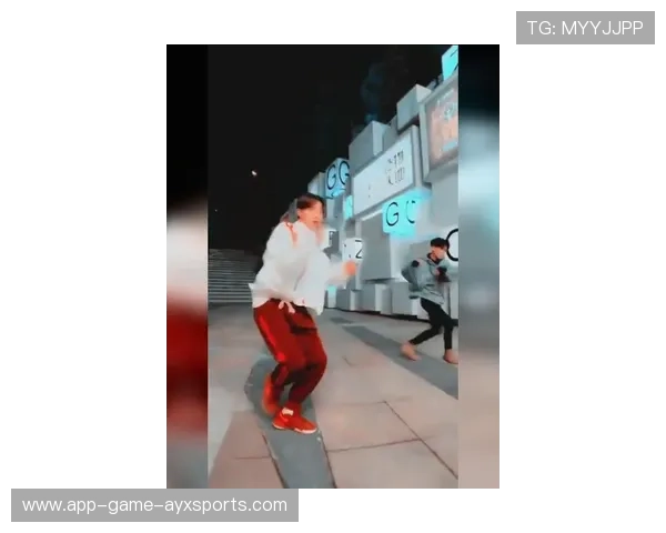 滑板选手开设青训班，历史传承与街头文化并行