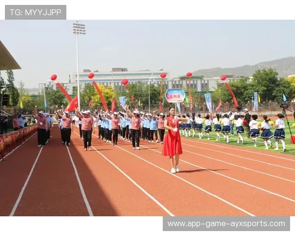 裁判与运动员互动机制建立促进相互理解与尊重，裁判和运动员哪个厉害