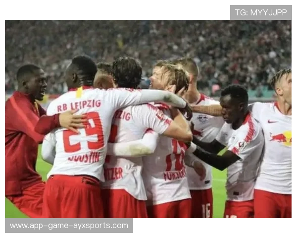 莱比锡红牛—洪老大中场断球发动快攻