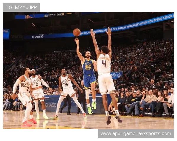 勇士凭借全队高效表现击败太阳，重返西部前六，勇士出场