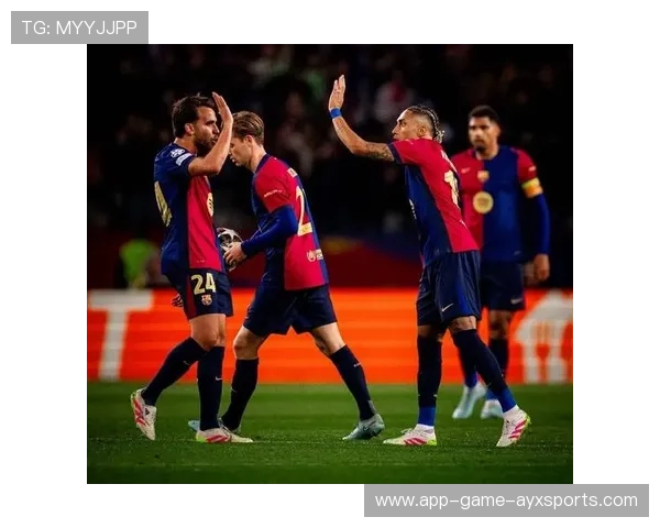 拉菲尼亚单刀推射完成破门