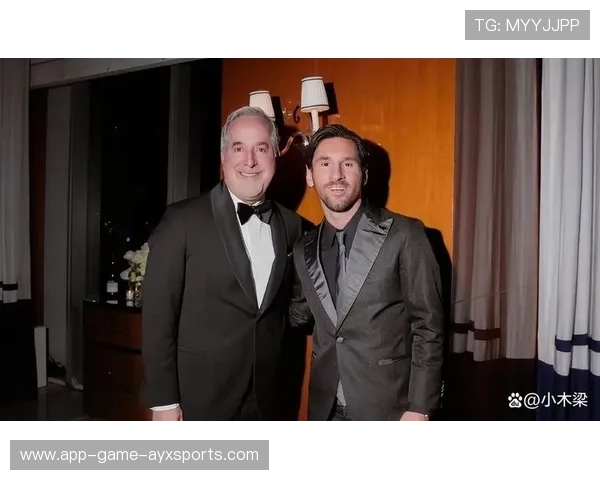 梅西全家参加婚礼,颜值天花板再升级——家庭的魅力在细节中绽放 梅西全家参加婚礼,颜值天花板再升级——家庭的魅力在细节中绽放