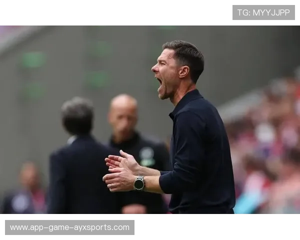 皇马更衣室暗潮涌动！阿隆索执教权威遭遇前所未有压力